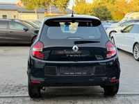 Gebraucht Renault Twingo Life 69 PS (50 kW) 2016 Schwarz Kleinwagen