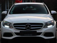 Gebraucht Mercedes C200 136 PS (100 kW) 2016 Weiß Limousine