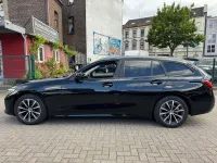 Używany BMW 320 Advantage 190 KM (139 kW) 2022 Czarny Kombi