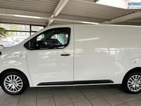 Gebraucht Opel Vivaro 150 PS (110 kW) 2021 Weiß Van / Kleinbus