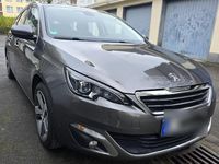 Gebraucht Peugeot 308 Allure 131 PS (96 kW) 2016 Grau Kombi