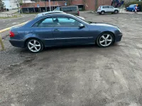 Gebraucht Mercedes CLK280 231 PS (169 kW) 2007 Blau Coupé
