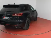 Second-hand VW Touareg Style 231 CP (169 kW) 2022 Negru SUV