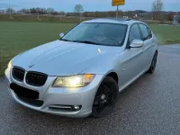 Gebraucht BMW 325 Comfort Edition 218 PS (160 kW) 2011 Grau Limousine