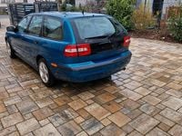 Gebraucht Volvo V40 140 PS (102 kW) 2002 Grün Kombi