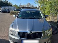 Gebraucht Skoda Superb 160 PS (117 kW) 2010 Grau Limousine