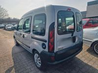 Gebraucht Renault Kangoo 75 PS (55 kW) 2001 Silber Van / Kleinbus