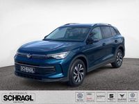 Neu VW Tiguan Life 150 PS (110 kW) 2025 Cipressinogrün metallic SUV