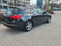 Gebraucht Opel Astra 171 PS (125 kW) 2014 Schwarz Kombi