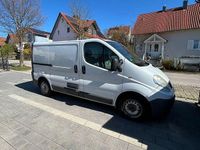 Second-hand Renault Trafic 90 CP (66 kW) 2010 Alb Monovolum