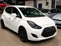 Gebraucht Hyundai i20 Style 125 PS (91 kW) 2018 Weiß Van / Kleinbus