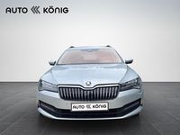 Gebraucht Skoda Superb Ambition 150 PS (110 kW) 2022 Brillantsilber metallic Kombi
