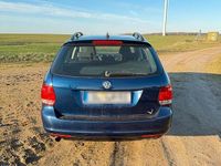 Gebraucht VW Golf VI 105 PS (77 kW) 2011 Blau Kleinwagen