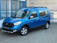 Gebraucht Dacia Dokker Stepway 131 PS (96 kW) 2021 Blau Van / Kleinbus