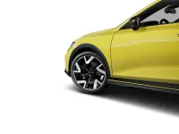 Gebraucht Audi A3 Sport 150 PS (110 kW) 2024 Pythongelb metallic Kombi