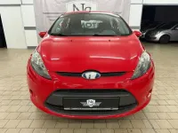 Gebraucht Ford Fiesta 82 PS (60 kW) 2009 Rot Kleinwagen