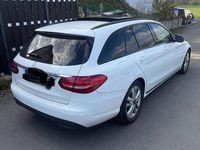 Gebraucht Mercedes C220 Avantgarde 170 PS (125 kW) 2016 Weiß Kombi