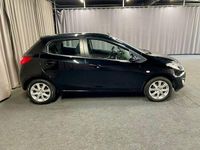 Gebraucht Mazda 2 75 PS (55 kW) 2011 Schwarz Kleinwagen