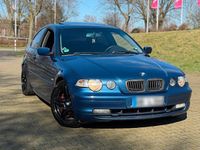 Gebraucht BMW 325 192 PS (141 kW) 2001 Blau Coupé