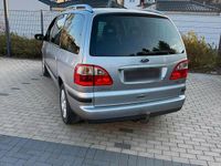 Gebraucht Ford Galaxy Ghia 131 PS (96 kW) 2005 Silber Van / Kleinbus