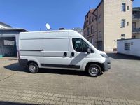 Gebraucht Peugeot Boxer 131 PS (96 kW) 2017 Weiß Van