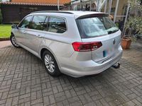 Usata VW Passat 122 CV (89 kW) 2020 Argento Station wagon
