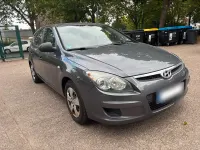 Gebraucht Hyundai i30 100 PS (73 kW) 2009 Limousine