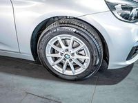 Gebraucht BMW 218 Advantage 136 PS (100 kW) 2016 Glaciersilber metallic Van / Kleinbus