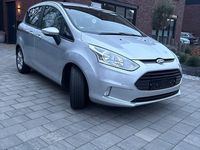 Gebraucht Ford B-MAX Titanium 105 PS (77 kW) 2017 Silber Van / Kleinbus