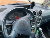 gebraucht Peugeot 1007 Fahrertür defekt, Ersatztür vorhanden