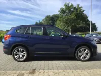 Gebraucht BMW X1 Sport Line 150 PS (110 kW) 2019 Blau SUV