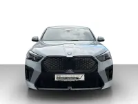 Gebraucht BMW iX2 M Sport 225 kW (306 PS) 2024 Grau SUV