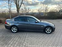 gebraucht BMW 320 i Automatik, Bi-Xenon, Navi, Tempomat