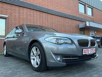 Gebraucht BMW 520 Sport Line 184 PS (135 kW) 2012 Grau Limousine