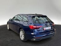 Gebraucht Audi A4 Basis 204 PS (150 kW) 2023 Navarrablau metallic Kombi