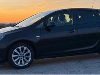 Gebraucht Opel Astra Active 140 PS (102 kW) 2013 Schwarz Kleinwagen