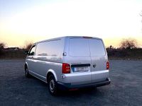 Second-hand VW Transporter 150 CP (110 kW) 2017 Argintiu Van