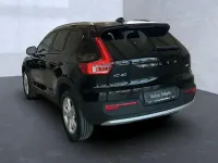 Gebraucht Volvo XC40 Core 163 PS (119 kW) 2023 Black solid (stone) / solid (schwarz) SUV