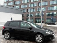 Gebraucht VW Golf VII 105 PS (77 kW) 2012 Schwarz Limousine