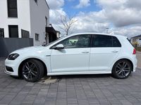 Gebraucht VW Golf VII LOUNGE 125 PS (91 kW) 2015 Weiß Limousine