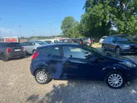 Gebraucht Ford Fiesta Celebration 60 PS (44 kW) 2016 Blau Kleinwagen