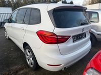 Gebraucht BMW 220 Gran Tourer Advantage 190 PS (139 kW) 2017 Weiß Van / Kleinbus