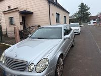 Gebraucht Mercedes E220 2003 Grau Limousine
