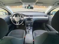 Gebraucht Skoda Superb Elegance 140 PS (102 kW) 2015 Schwarz Kombi