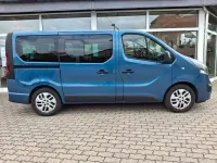 Second-hand Opel Vivaro 125 CP (91 kW) 2016 Albastru Monovolum