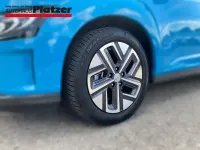 Gebraucht Hyundai Kona Trend 150 kW (204 PS) 2021 Blau SUV