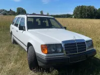 Gebraucht Mercedes E250 90 PS (66 kW) 1988 Weiß Kombi