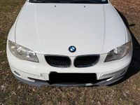 Gebraucht BMW 116 116 PS (85 kW) 2006 Weiß Kleinwagen