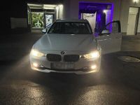 Gebraucht BMW 320 184 PS (135 kW) 2013 Schwarz Limousine