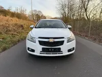 Gebraucht Chevrolet Cruze LTZ 141 PS (103 kW) 2011 Weiß Limousine